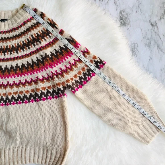 Love Tree Christmas Sweater Size L - Picture 7 of 16